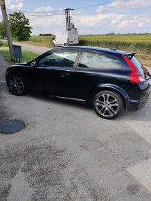 VOLVO C30 - 4