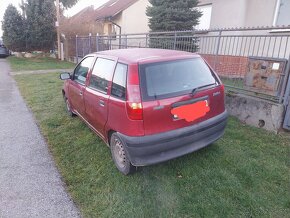 Fiat Punto - 4