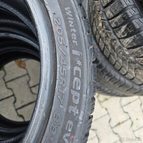 205/45 r17 Hankook - 4