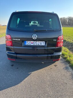 VW TOURAN 1.9 TDI DSG 2007 - 4