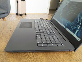 notebook Lenovo V130-15IKB - Core i3-7020u, 8GB, FHD, SSD - 4