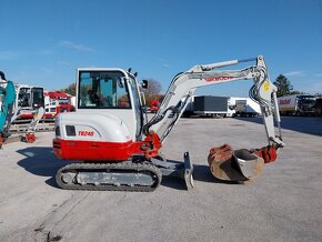 TAKEUCHI TB240 A/C diesel - 4000 KG - 4