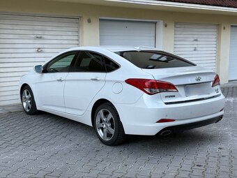 HYUNDAI i40 1.7 crdi 100kw - 4