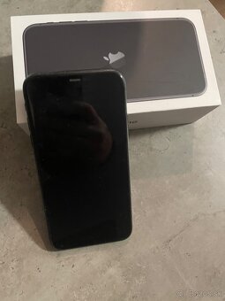 iPhone 11 128GB - 4