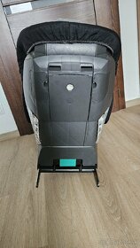 Britax Römer SAFEFIX PLUS 9-18kg - 4