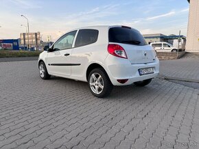 Renault Clio Van - 4