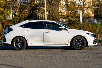 Honda Civic 1,0 Turbo 93kW (záruka,1.majiteľ, len 30 tis.km) - 4