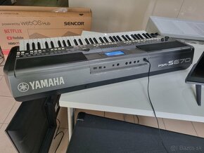 klávesy Yamaha PSR S670 - 4