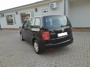 Volkswagen Touran 1,9 TDI  Black Line 6-st. Manuál - 4