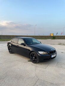 BMW e90 320i - 4