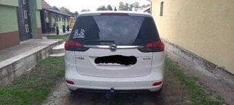 Opel Zafira Tourer - 4