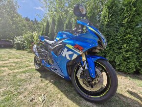 Suzuki GSX-R 750 k15, 110kw - 4