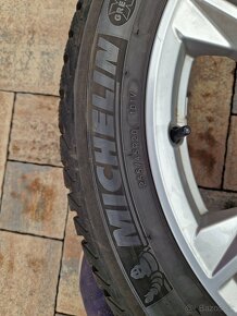 ZIMNÉ PNEUMATIKY MICHELIN LATITUDE ALPIN 255/45R20 - 4