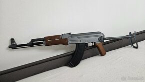 AK-47S - 4