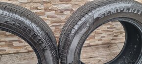 Predám 4xletné pneumatiky 235/55r17 Semperit-Dunlop - 4