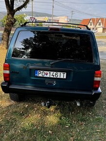 Jeep Cherokee XJ - 4