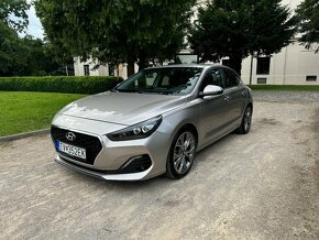 Hyundai i30 fastback - 4