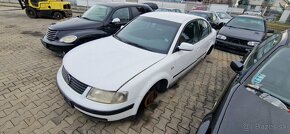 Lacno rozpredám VW Passat B5 1995-2004 na náhradné diely - 4