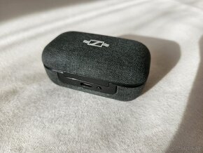 Sennheiser Momentum true wireless 2 anniversary edition - 4