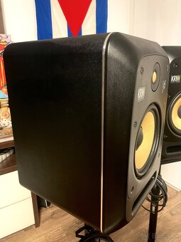 ŠTÚDIOVÉ MONITORY KRK V8 - 4