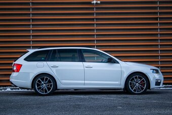 Škoda Octavia Combi 2.0 TFSI RS DSG - 4