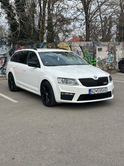 Škoda Octavia Combi 2.0 TDI RS 4x4 - 4