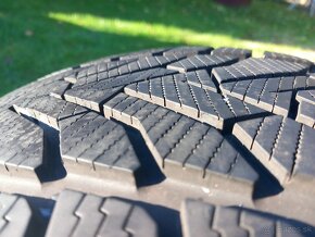 245/40 r19 zimne pneumatiky - 4