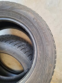 Predam zimne gumy NOKIAN 215/65 r16 - 4