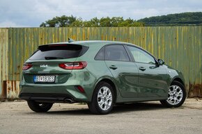 Kia Ceed 1,0 T-GDi r.22 SILVER PACK v ZÁRUKE - 4