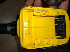 Dewalt aku vrtacka a bateria - 4