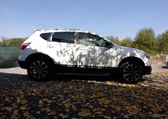 Nissan Qashqai 1.6i 86kW NAVIGACE PANORAMA benzín manuál - 4