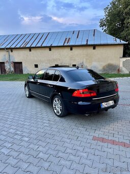 Škoda Superb 3.6 V6 FSI 4x4 - 4