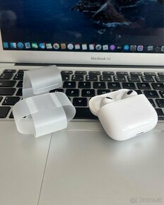 Apple AirPods 3. Generácie - nové, necely rok v záruke - 4