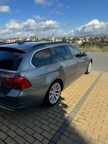 BMW 320D - 4