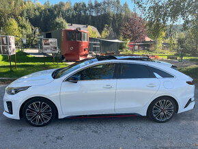 Kia ProCeed 1.6 T-GDi GT - 4