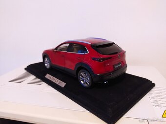 Mazda cx 30 1:18 - 4