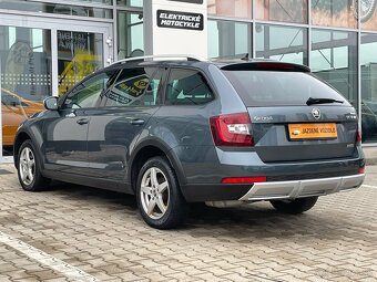 Škoda Octavia Scout 2,0TDI DSG 4x4, komplet história - 4