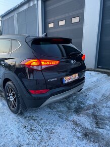 REZERVOVANE   Hyundai Tucson 4x4 Premium - 4