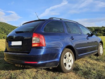 Škoda Octavia Combi 2.0 TDI PD Elegance DSG - 4