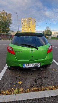 Mazda 2 1.3i,rok 2013 - 4