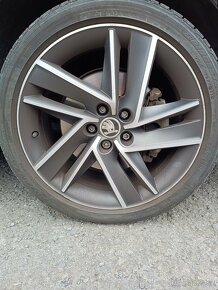 ALU disky BLADE R17 originál Škoda 5x112 - 4