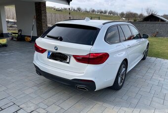 BMW 5 touring X Drive M - 4