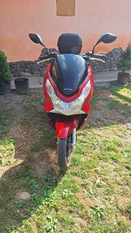 Predám hondu pcx 125 - 4