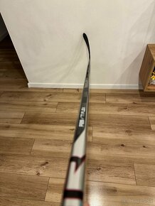 Hokejka Bauer Vapor Hyperlite 2 - 4