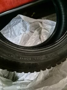 Goodyear ultragrip ice arctic s hrotmi - 4