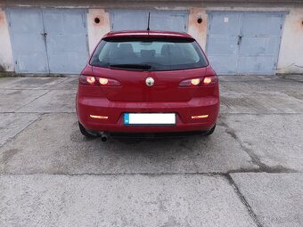 Pedam Alfa Romeo sportwagon 2,0jtd,125kw,r.v2010 - 4