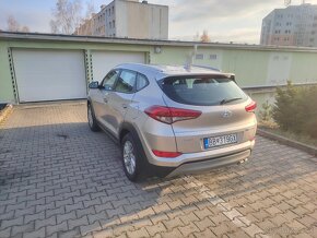 Hyundai Tucson - 4