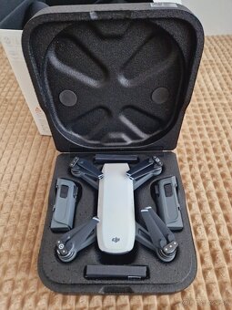 Dron DJI Spark Fly More Combo - 4