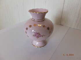 Růžový porcelán- vázička. - 4