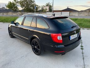 Škoda Superb 2.0 TDI DSG - 4